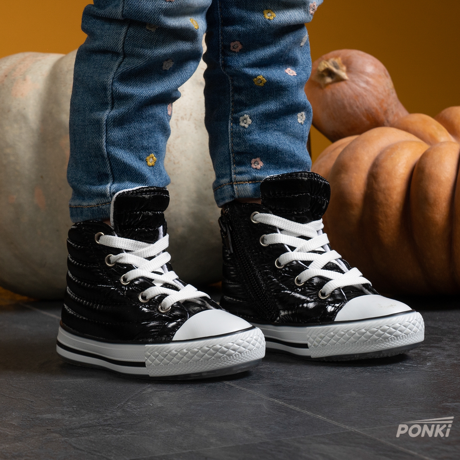 Baby sneakers with luminous sole PONKI CNW-RS BLACK №22-25