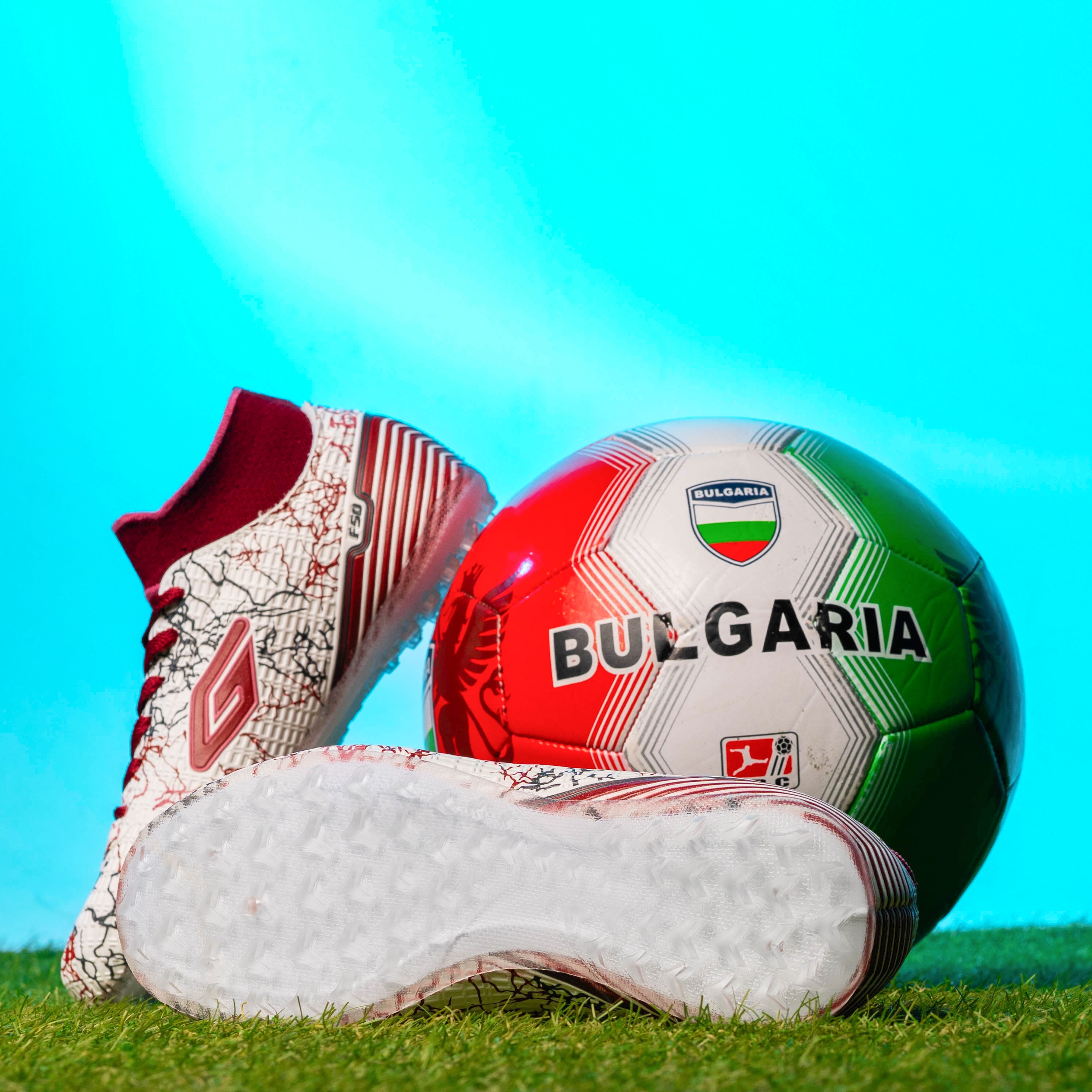Children's football shoes-centipedes Dugana Red-White №31-35