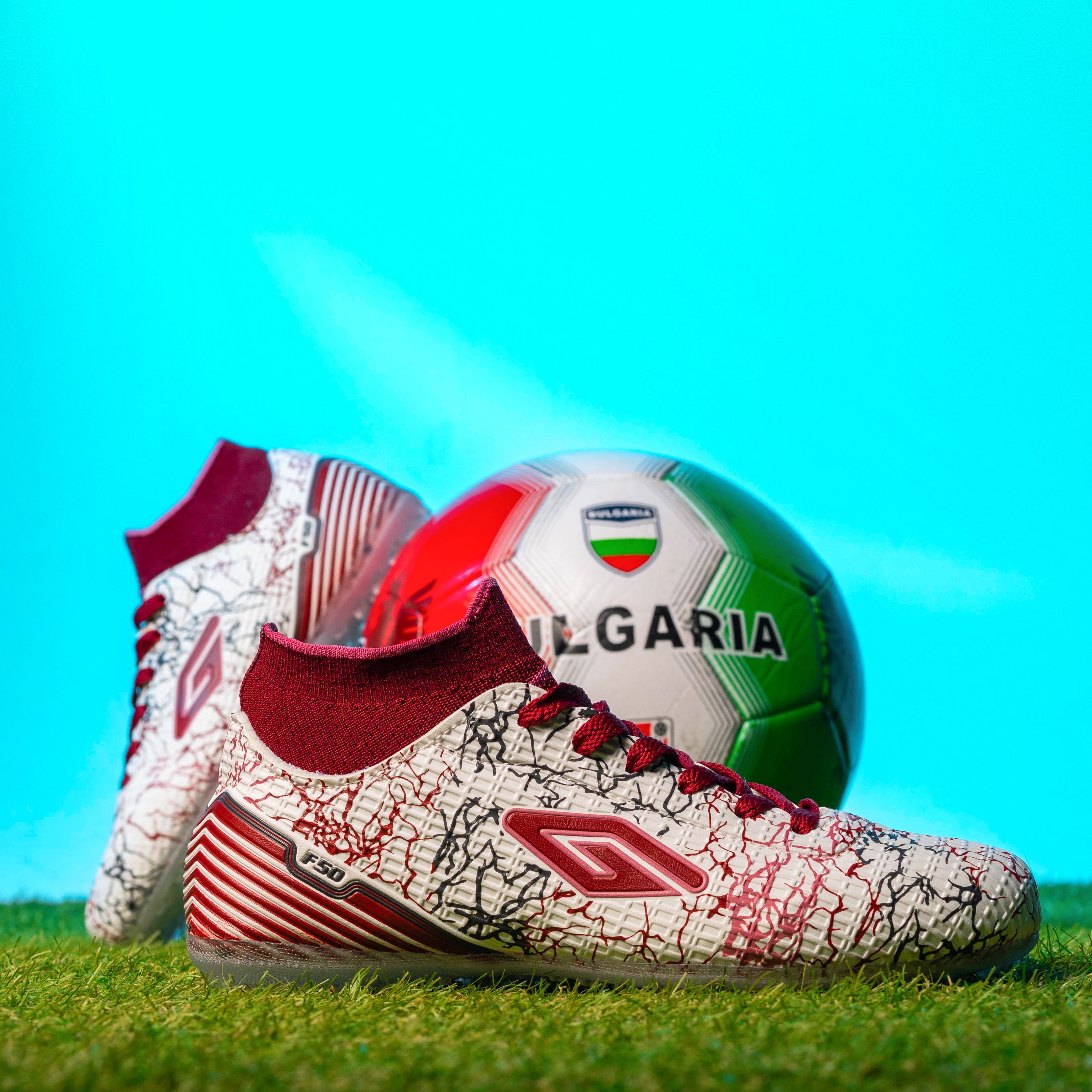 Children's football shoes-centipedes Dugana Red-White №31-35