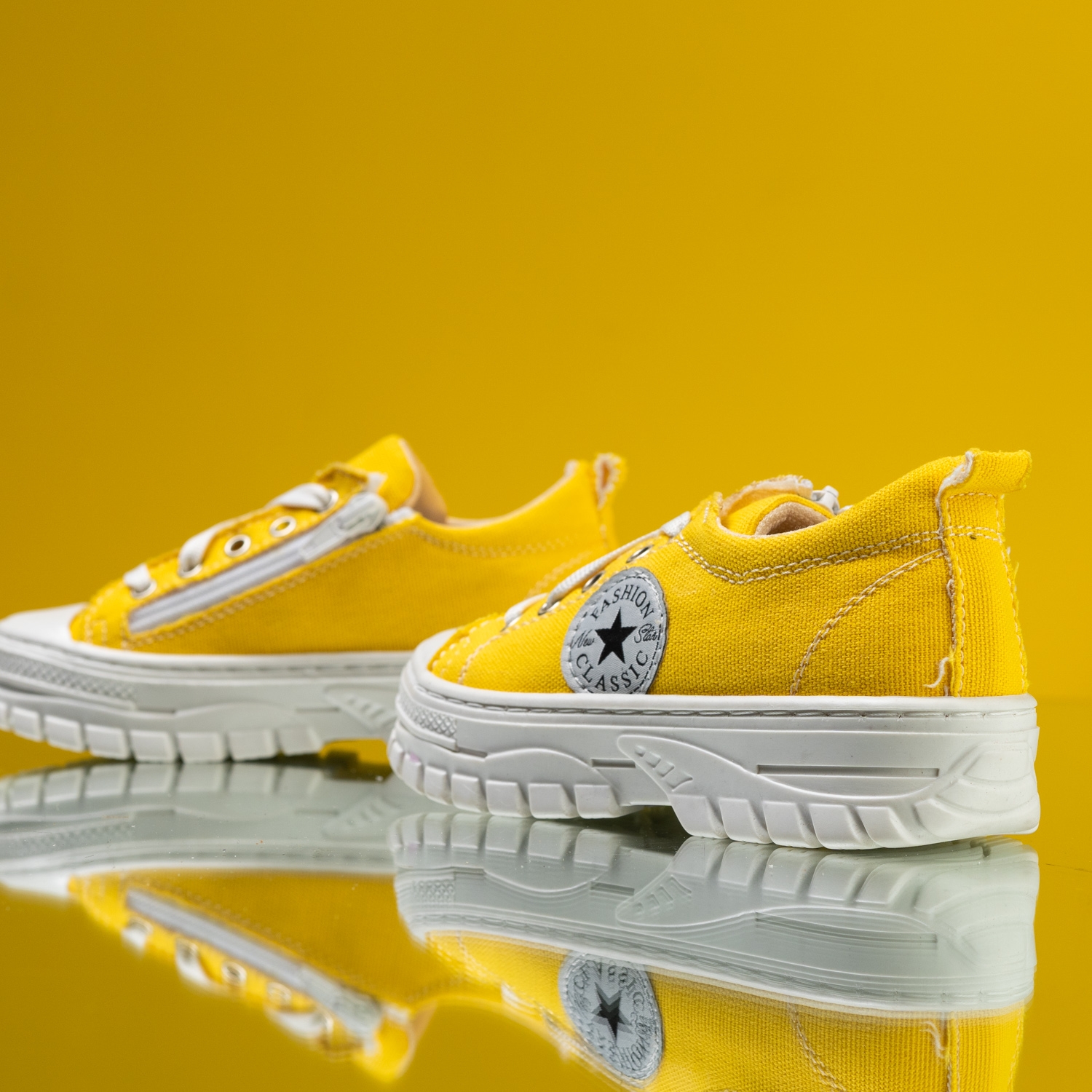 Children's shoes PONKI KONWERS YELLOW №26-30
