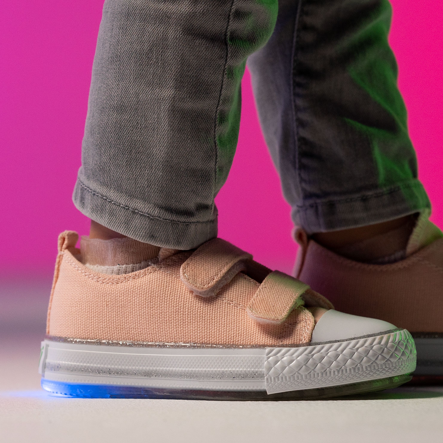 Children's sports shoes with luminous soles PONKI CNW-RS Powder №26-30