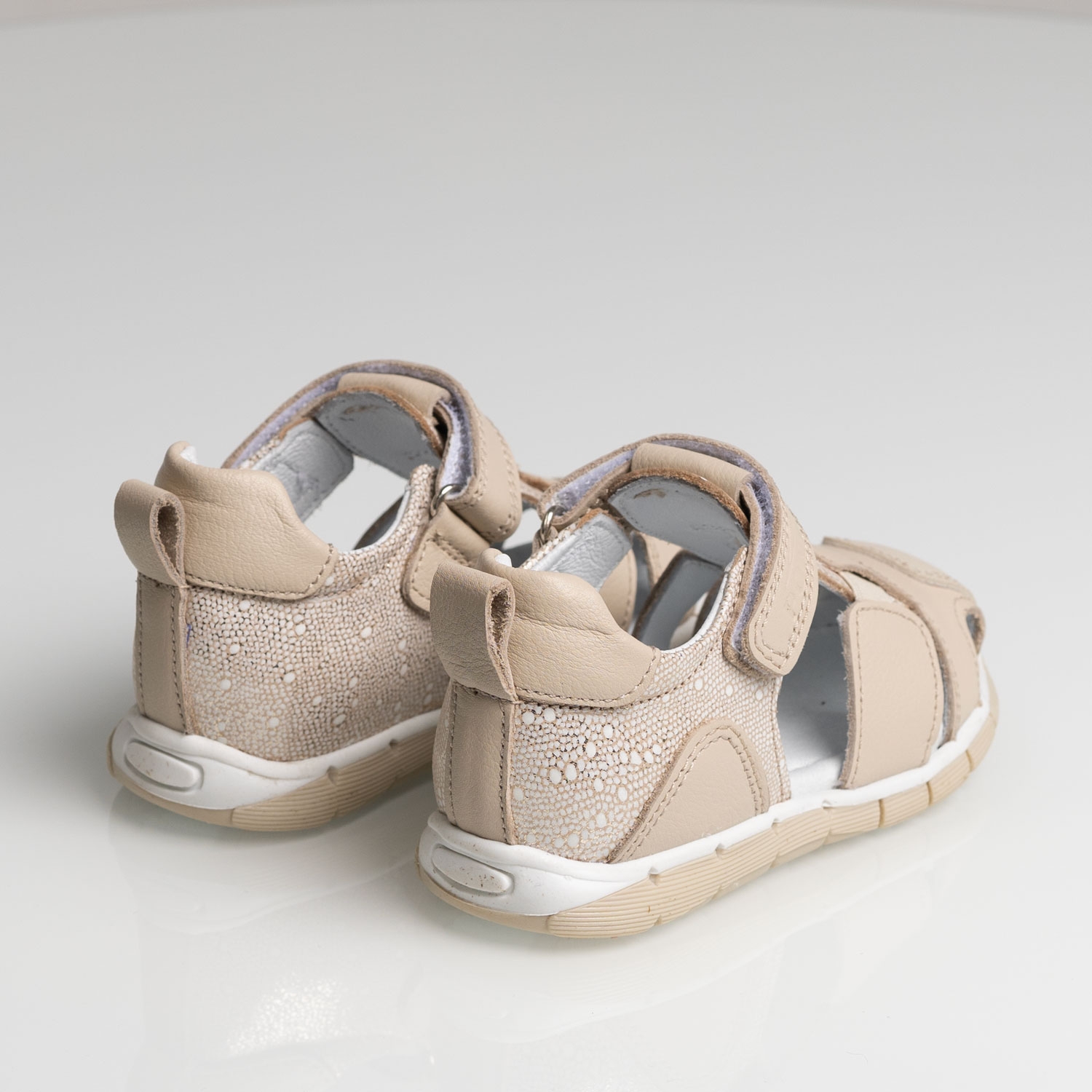 Closed-toe sandals PONKI Torino Beige №21-25