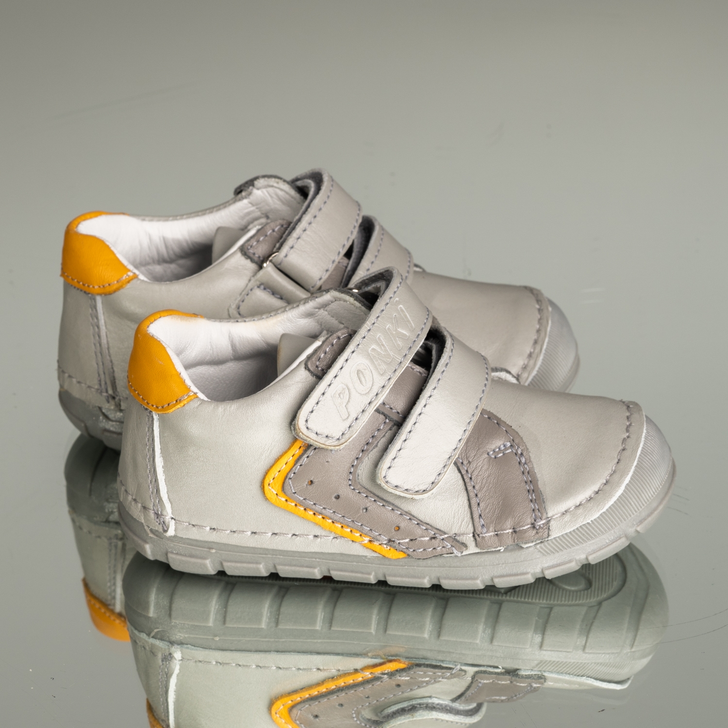 Pantofi Barefoot pentru bebeluși **PONKI Barefoot Slick Grey**, mărimi **19–23**