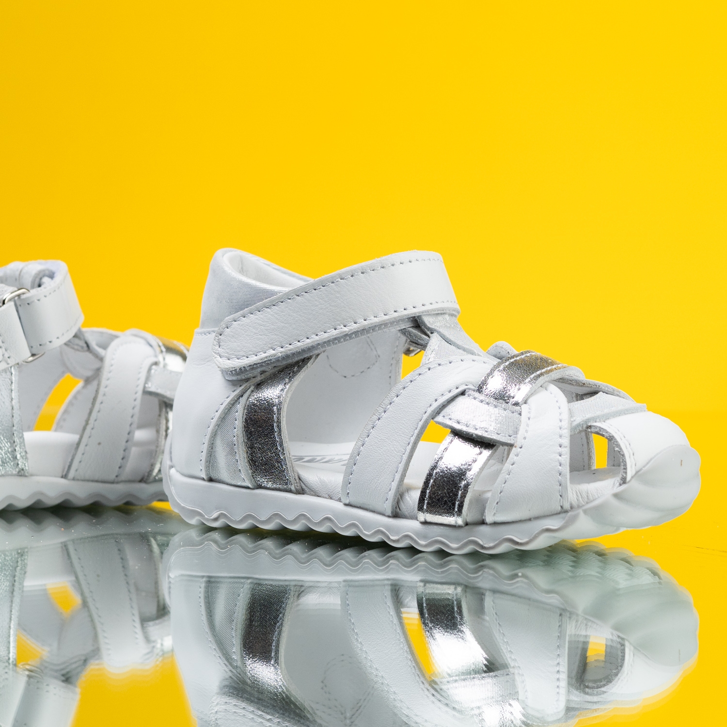 PONKI Zippies White – Baby Sandals №21-25